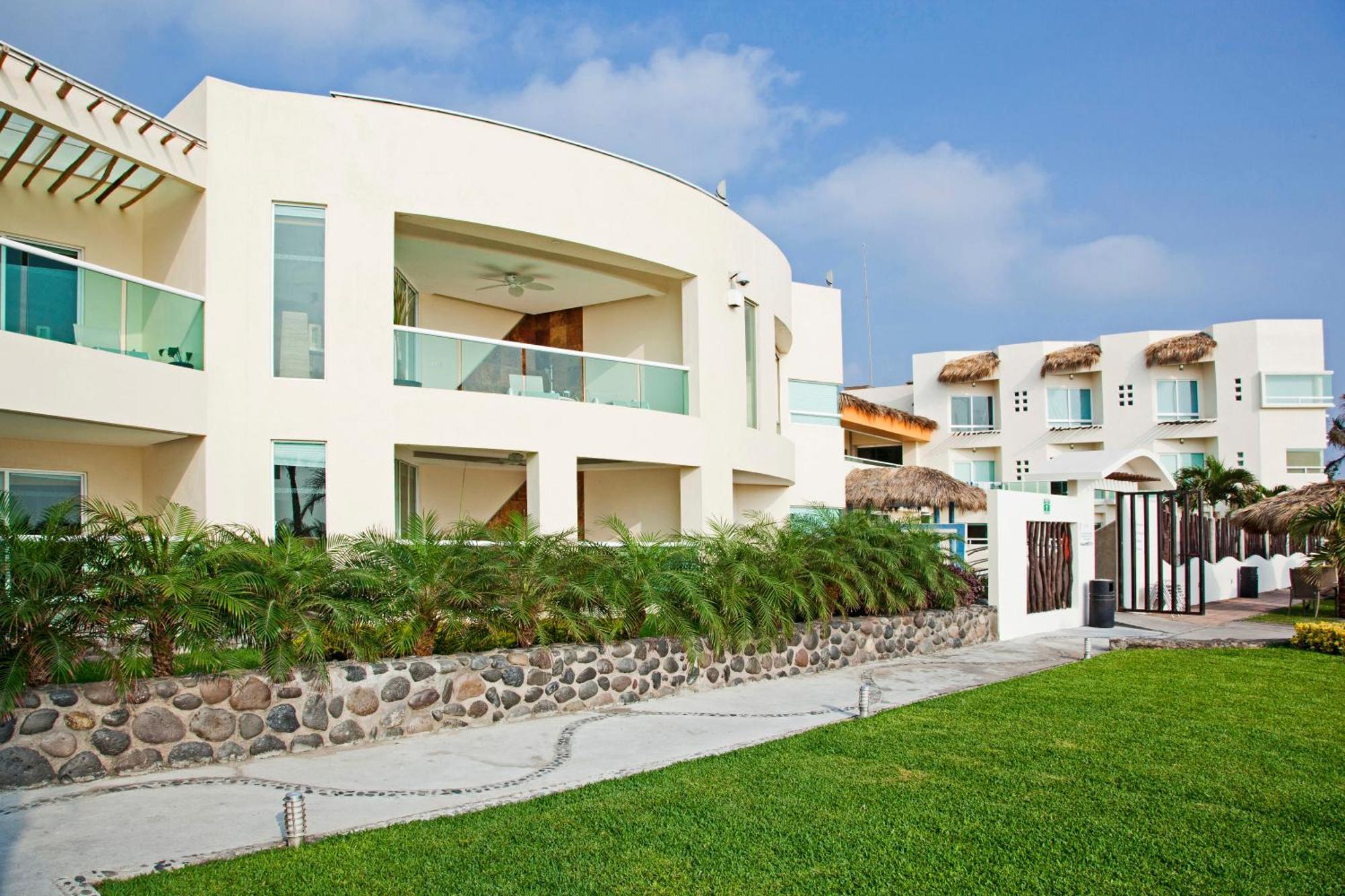 Artisan Playa Esmeralda Family Beach Hotel Playa Chachalacas Екстериор снимка