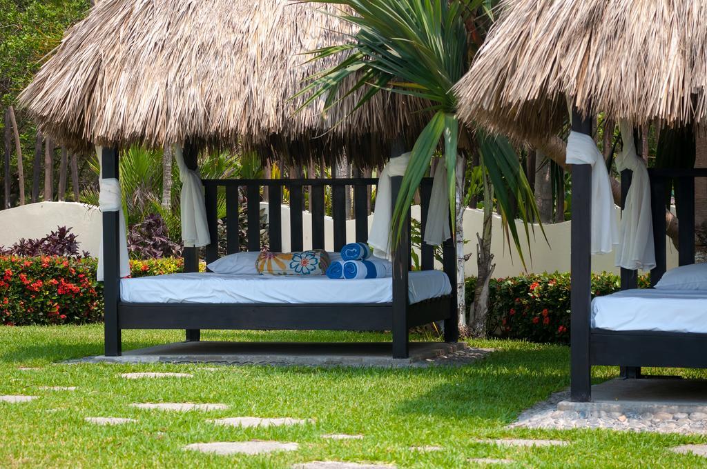 Artisan Playa Esmeralda Family Beach Hotel Playa Chachalacas Екстериор снимка